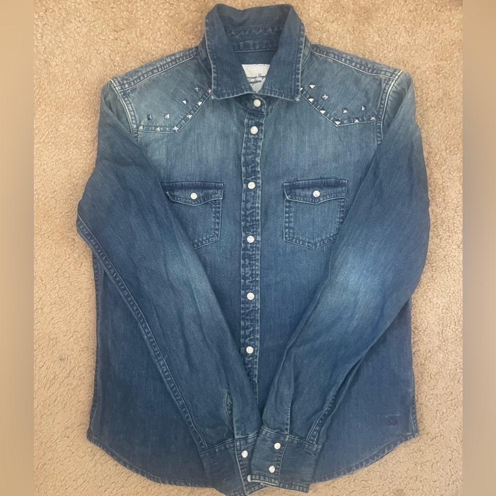American Eagle chambray button-down with rhinestones below the shoulders (small)